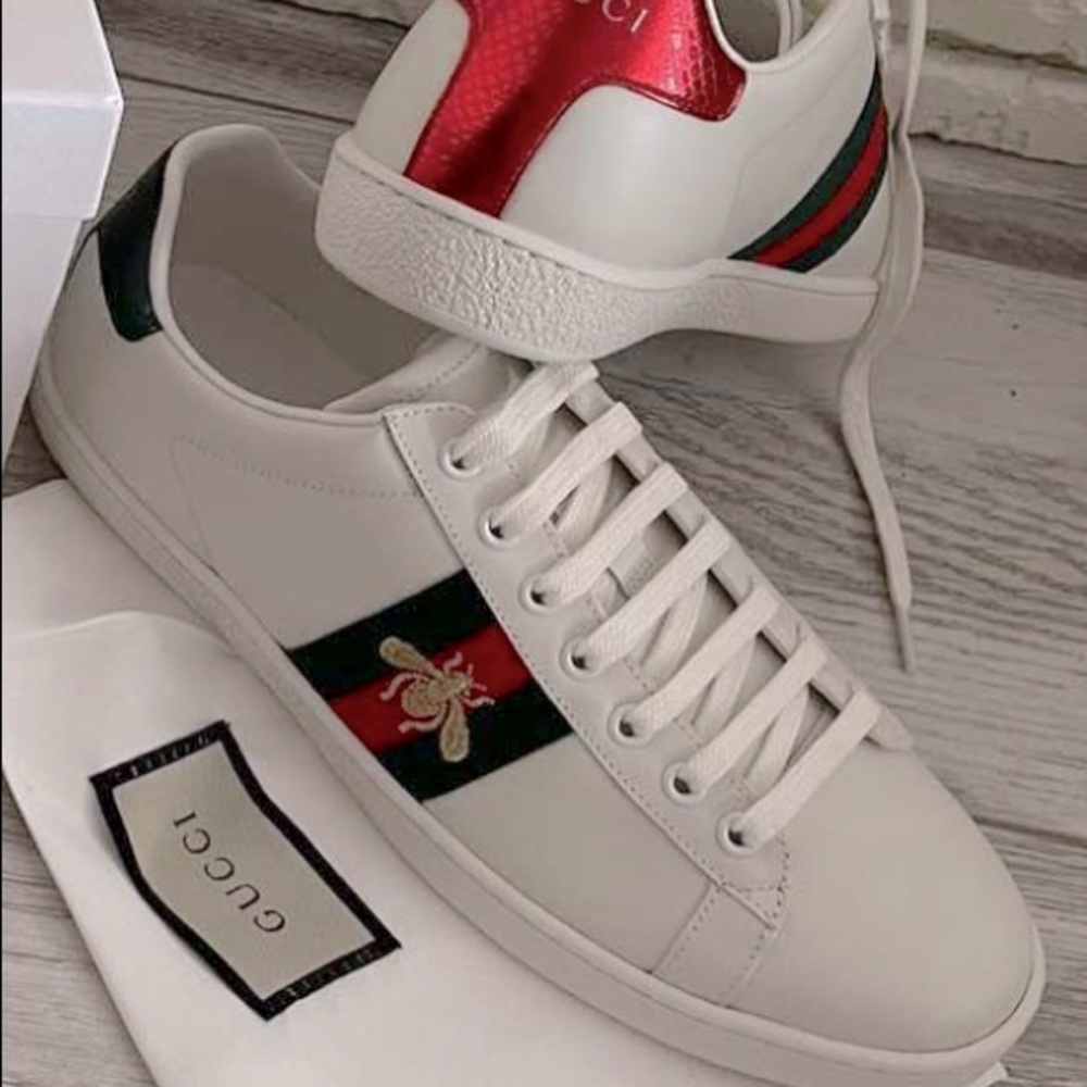 Authentic Gucci White and Red Sneakers Sz 8W, Sz 6.5M